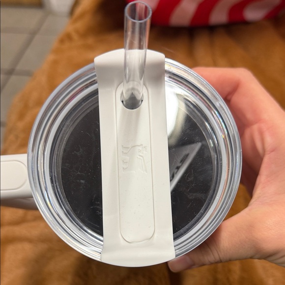 Stanley White Tumbler with Pink Heart valentine’s Day 2026 - Picture 7 of 8